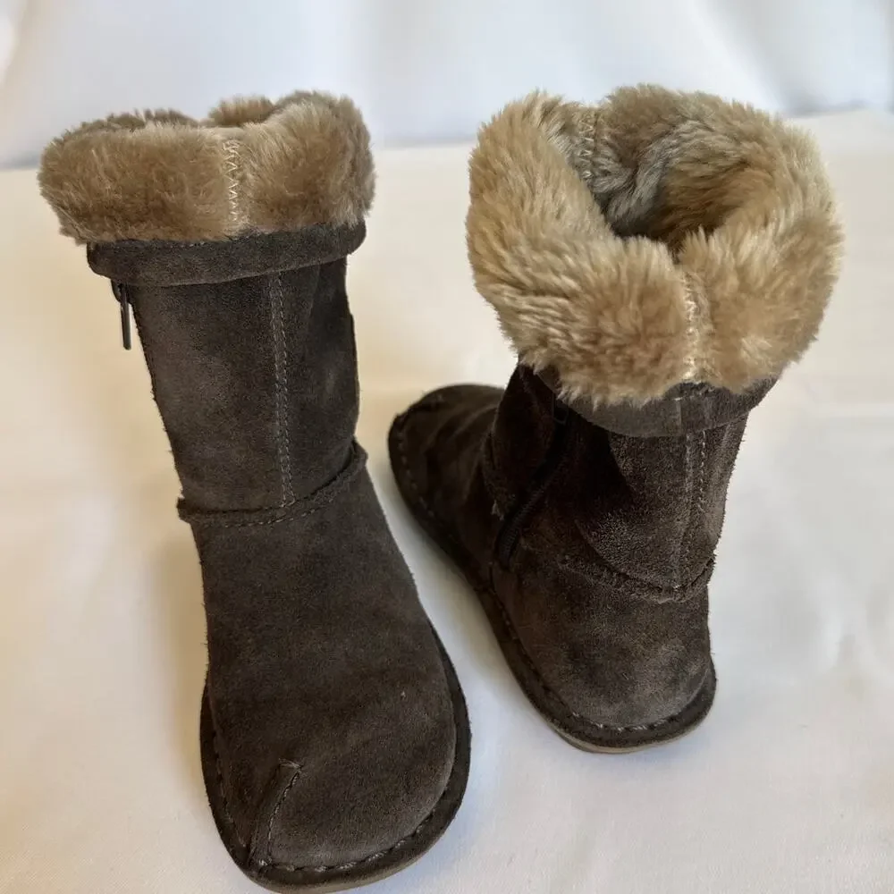 Clarks Faux Furr Lined Boots Gray Fair-Isle Knitted Cuff Snuggle Love Girls 8.5